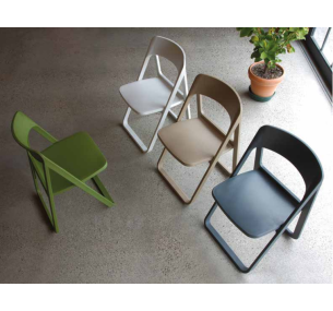 DREEN - Stuhl aus Polypropylen, auch für den Außenbereich geeignet