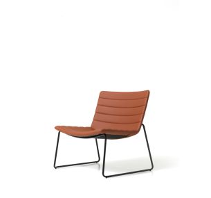 MISS LOUNGE - Sessel Diemme aus Metall, Sitz aus Holz, gepolstert in verschiedenen Farben.