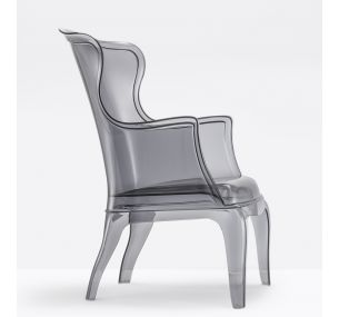 PASHA 660 - Sessel Pedrali aus Polycarbonat, verschiedene Farben, auch für den Außenbereich geeignet.