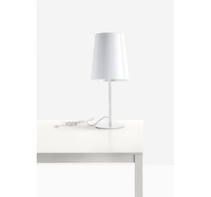 LOO1TA-A - Lampe de table Pedrali, en acier, diffuseur en polycarbonate, différentes couleurs